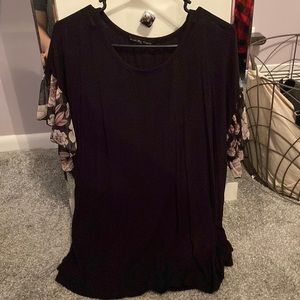 🎈B1G1🎈floral  sleeve tee